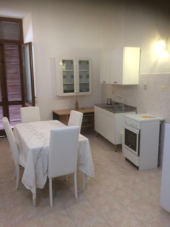 Whole Holiday Home Apartment Fantastic Civitavecchia Da Pamino & Priscilla Con Due Camere Letto! Bagian luar foto