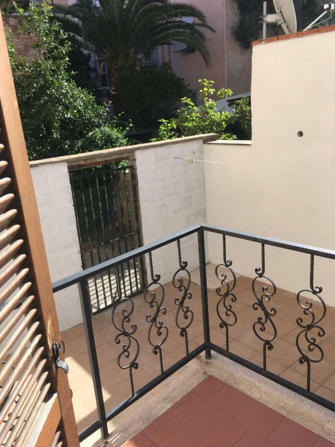 Whole Holiday Home Apartment Fantastic Civitavecchia Da Pamino & Priscilla Con Due Camere Letto! Bagian luar foto